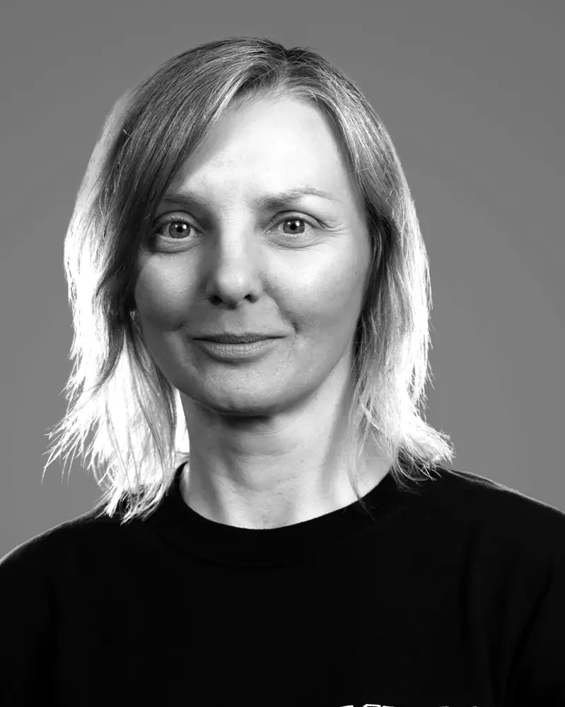 An On Bast, live electronic music performer from Poland